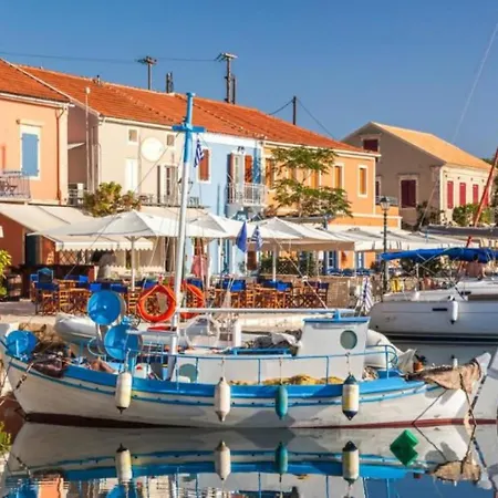 Nora Χελμάτα